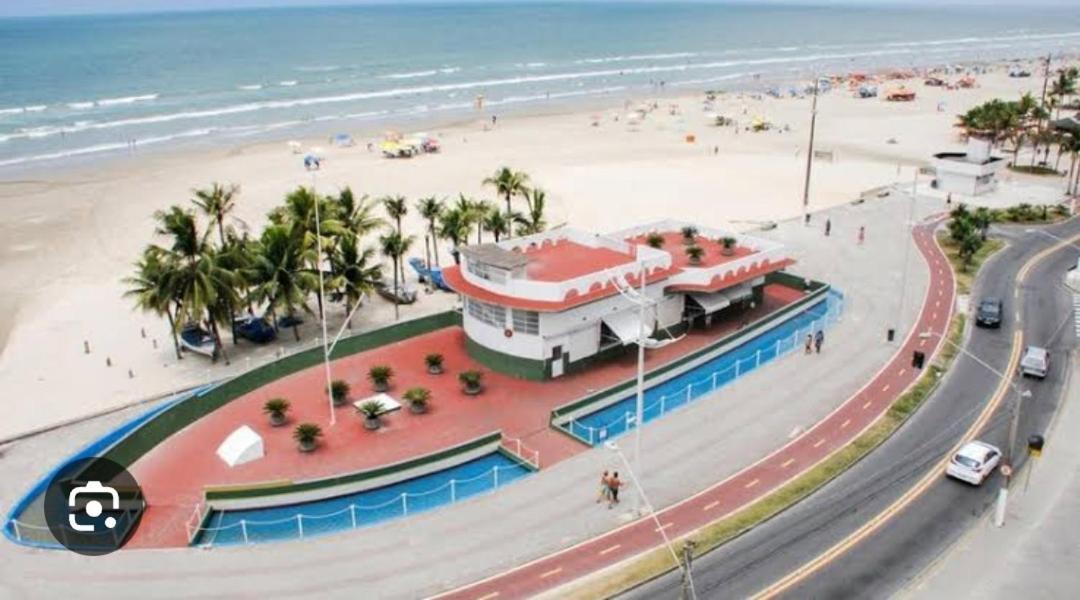 Ape Privilegiado No Centro Da Ocian E A 150M Da Praia E Feirinha, Com Wi-Fi E Garagem ! Прая Гранде Екстериор снимка